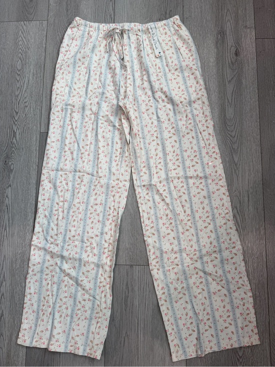 Pants - Light Cream Floral Lounge Pants